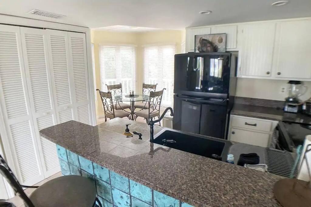 Port O' Call C302 - Iop Island Retreat! Treetop Oceanview! Isle of Palms Eksteriør billede
